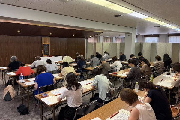 写経会のようす