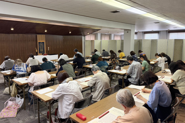写経会のようす